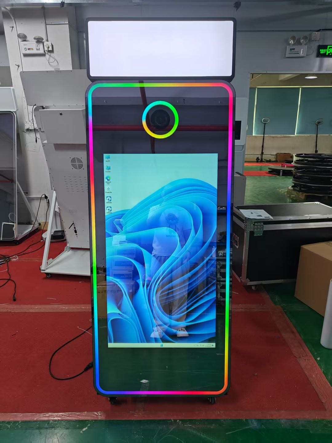 Mirror Booth Booth
