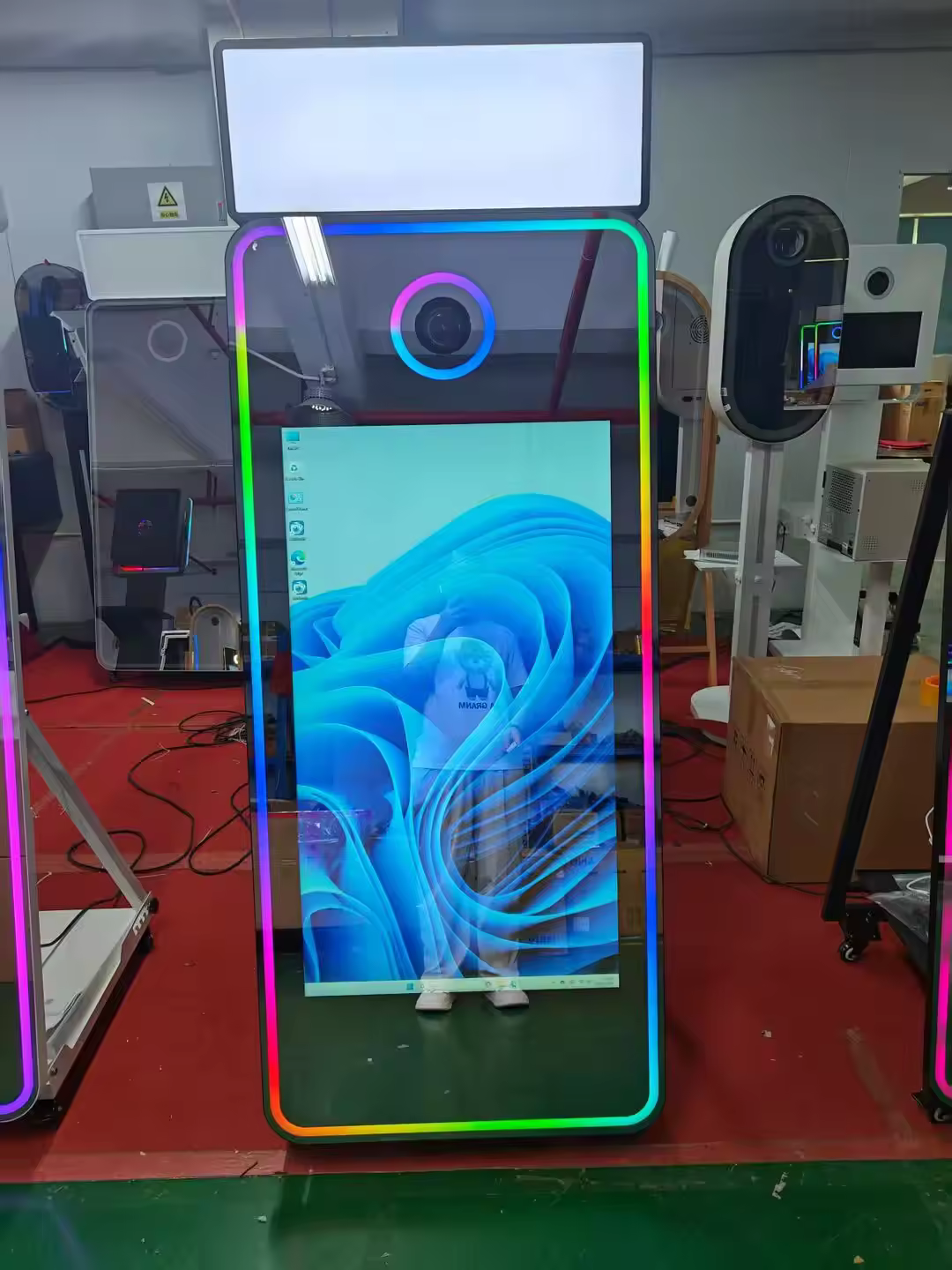 Mirror Booth Booth
